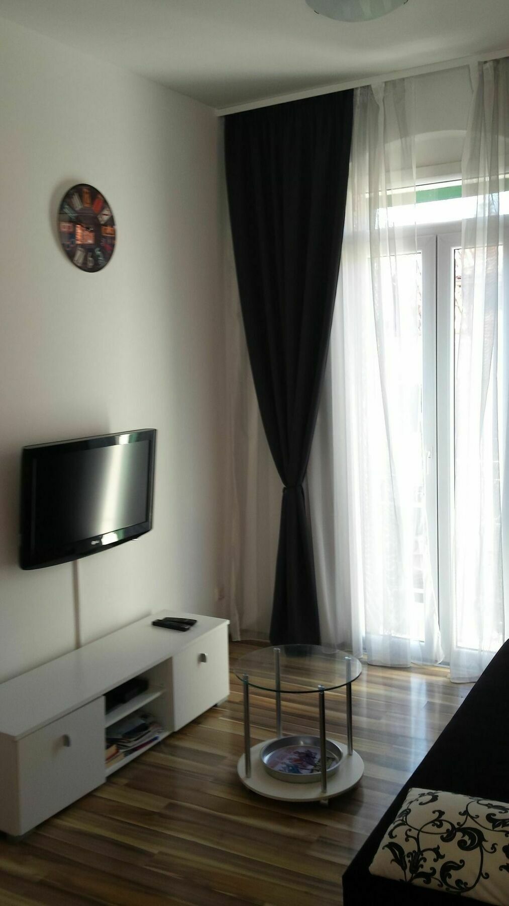 Apartment Central Old Town With Private Indoor Garage Parking Split Exterior photo